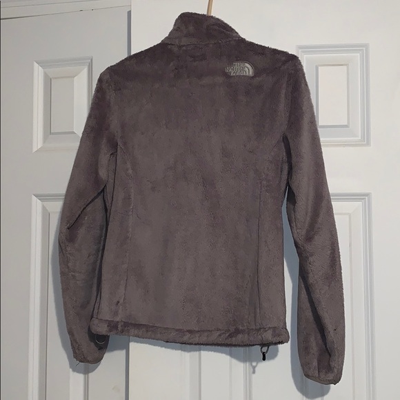 Grey Fuzzy NorthFace - Picture 2 of 5